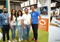 Equipo de Zerya.